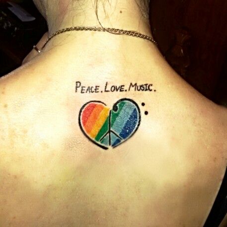 Tattoo peace. Love music Peace Music, Peace Love Music, Music Nerd, Music Tattoo, Ink Ideas, Love Music, Dog Coats, Peace Love, Fish Tattoos