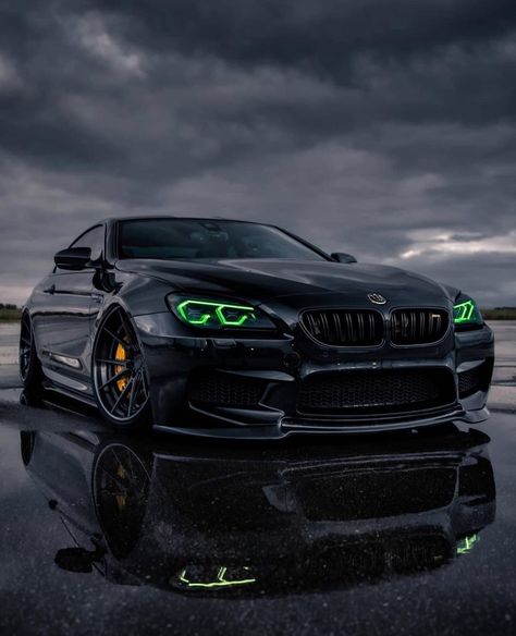 Bmw M Power Wallpaper, Bmw Cars Black Wallpaper, Dark Bmw Wallpaper, Bmw Animated Wallpaper, Black Bmw Aesthetic Wallpaper, Juventus Wallpapers, Bmw Black, Car Life Hacks, Bmw Sport