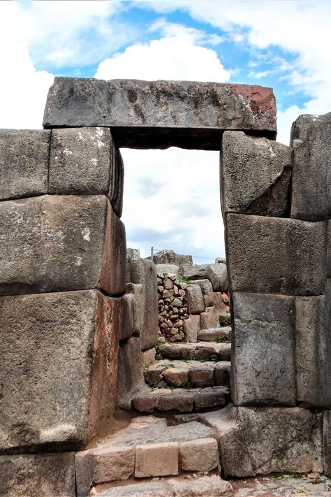 When was Sacsayhuaman built? Cusco Aesthetic, Pyramid Power, Machu Pichu Peru, Mesoamerican Architecture, Travel Peru, Polynesian Islands, Inca Empire, Ancient Technology, Cusco Peru