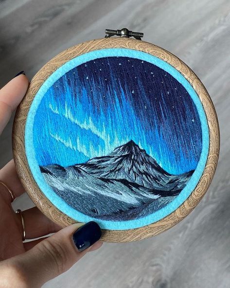 Northern Lights Embroidery, Watercolor Embroidery, Embroidered Landscapes, Landscape Embroidery, Needle Painting, Thread Painting, Sewing Embroidery Designs, Hand Embroidery Art, Trust The Process