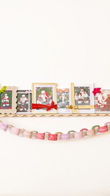 How To Display Santa Pictures, Santa Pictures Display Yearly, Display Santa Photos, How To Display Santa Collection, Return To Santa Sibling Photo, Christmas Countdown Chain, Santa Picture Frame, Santa Display, Countdown Chain