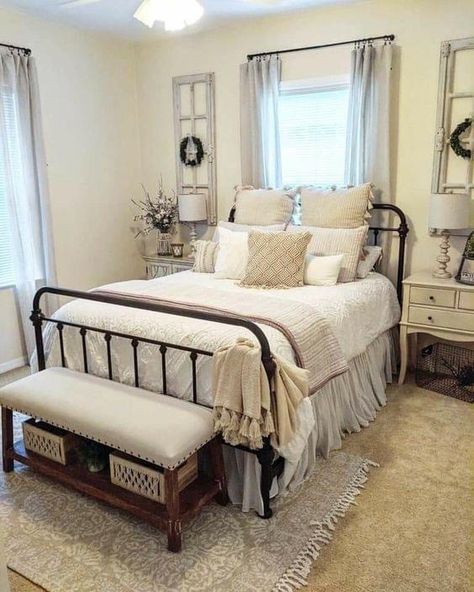 Teen Girls Room, Pretty Bedroom, Office Room, Farmhouse Bedroom, Teen Bedroom, Future Life, Girls Room, Teen Girls, New Room