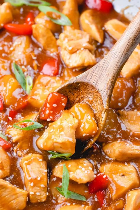 Hawaiian Chicken Recipe - Veronika's Kitchen Maui Chicken Recipe, Chili Pepper Chicken Hawaiian, Veronikas Kitchen, Healthy Hawaiian Chicken, Maui Recipes, Bbq Hawian Chicken, Shareable Recipes, Hawaiian Sauce, Hawian Chicken Crockpot Recipes