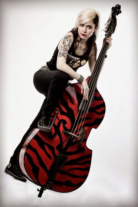 Johnny Fright's Horror Pit: 13 HOTTEST CHICKS IN PUNK & METAL! Rockstar Photoshoot, Female Bassist, Psychobilly Bands, Billy Holiday, Kickass Women, Horror Punk, All About That Bass, Bass Players, Rockabilly Girl