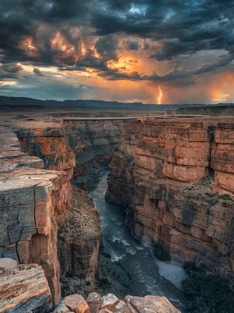 Facebook Dramatic Sky, Lightning Strikes, American West, Wonderful World, Rio Grande, The Stage, New Mexico, Wonders Of The World, Birmingham