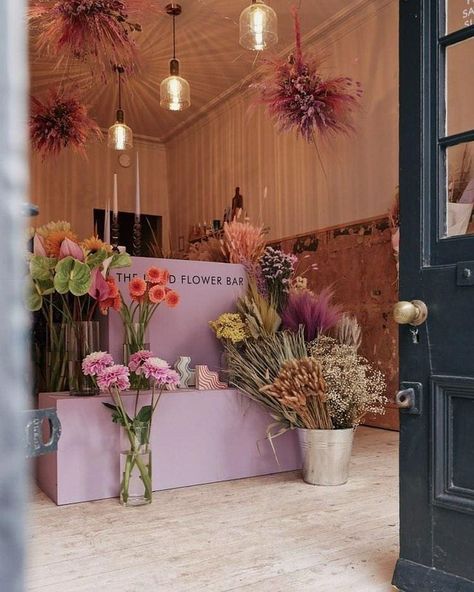 Florist Shop Interior, Flower Shop Display, Flower Shop Interiors, Florist Studio, Flower Shop Decor, Flower Cafe, Flower Shop Design, Flower Truck, Flower Business