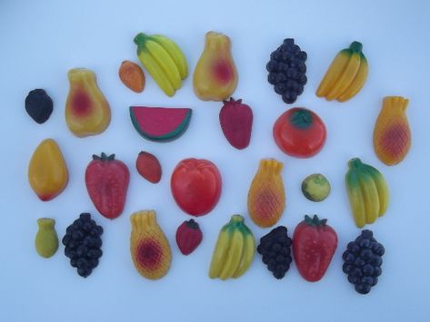 Mother had these vintage refrigerator fruit magnets on her fridge. To me they were they to be played with :) Fruit Magnets, Vintage Fridge, Vintage Refrigerator, Peanuts Movie, Computer Chip, Diy Apartment Decor, Out Of Nowhere, Grandmas House, Sum Up