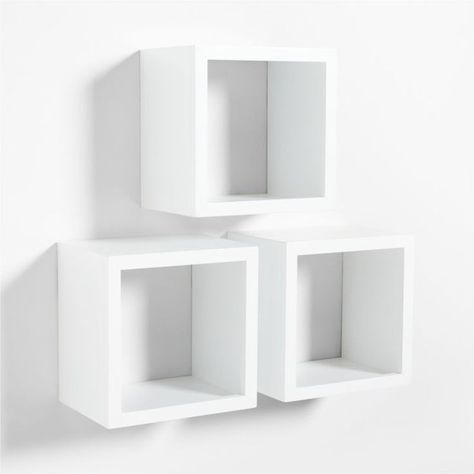 White Shelves For Bedroom, White Shelves Decor, Box Shelf Ideas, White Shelves Bedroom, Room Decor Wall Shelves, Floating Box Shelves, Alien Fruit, Clear Floating Shelves, Floating Cube Shelves