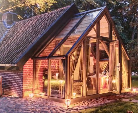 Winter Garden - Amazing! - Get your tips from the online retailer - Amazon.com Winter Garden Architecture, Long House, Garden Architecture, Garden Office, House Extensions, Style At Home, Wooden House, Cabins In The Woods, Glass House