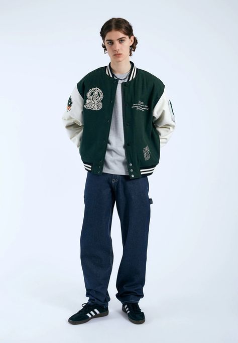 Green Varsity Jacket Outfit, Baseball Jacket Outfit, Green Varsity Jacket, Varsity Jacket Outfit, Cool Outfits For Men, Baseball Jacket, Designer Outfits Woman, Jacket Outfits, Outerwear Jackets