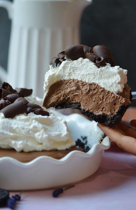 Silk Pie Recipe, French Silk Pie, Sweet Whipped Cream, Silk Pie, Oreo Cookie Crust, Ambitious Kitchen, Chocolate Cream Pie, Oreo Crust, Easy Pie