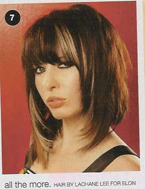 Chrissy Hynde, Hereford England, Rock Band Photos, Punk Rock Girls, Hairstyle Photo, Female Rock Stars, Chick Style, Rhythm Guitar, Chrissie Hynde