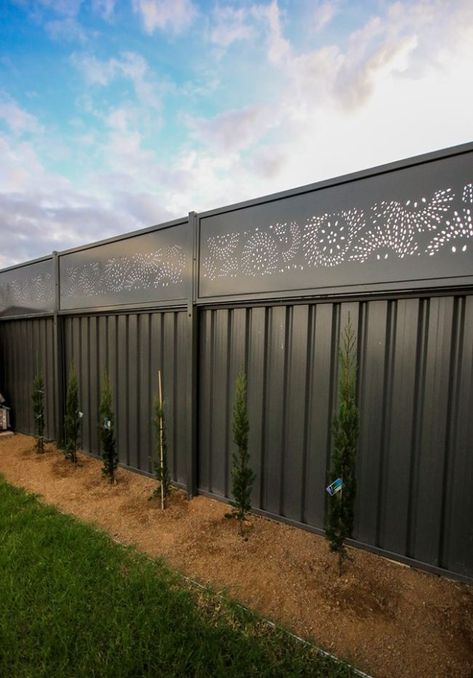 Fence Toppers For Privacy, Backyard Privacy Ideas From Neighbors, Privacy Wall Ideas, Outdoor Privacy Wall, Garden Panels, Fence Screens, Australian Garden Design, Metal Fence Panels, Trellis Fence