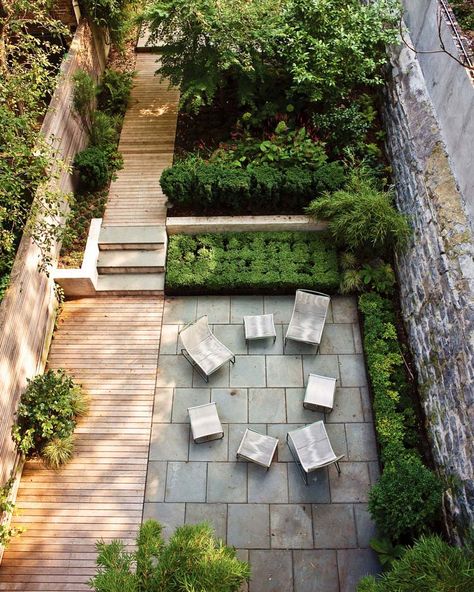 Modern Outdoor Patio Design-21-1 Kindesign Design Per Patio, Townhouse Garden, Modern Outdoor Patio, Outdoor Patio Designs, Modern Garden Design, Modern Backyard, Small Garden Design, Patio Stones, Courtyard Garden