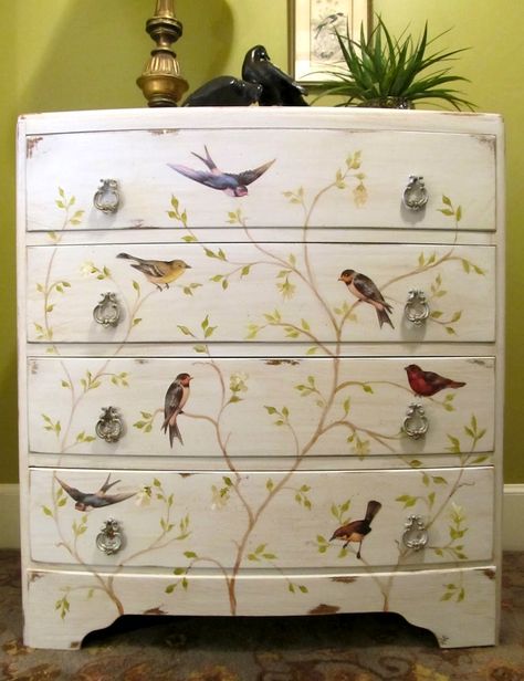 Modge Podge- I absolutely LOVE this. I have an ugly old purple trunk, I must paint it eggshell and give this a try! Modge Podge Projects, Cottage Shabby Chic, Painted Chest, Decoupage Furniture, Bohol, Old Dressers, Dresser Makeover, Hand Painted Furniture, Paint Furniture