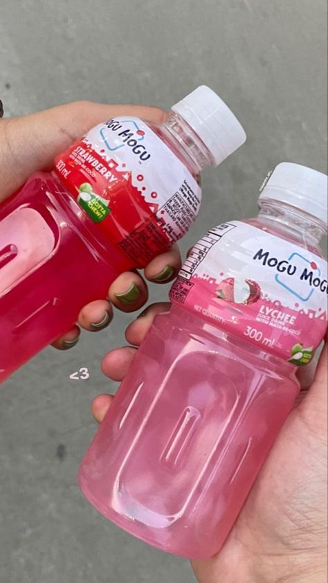 Mogu Mogu Drink, Mogo Mogo, Drink Snap, Fridge Stock, Mogu Mogu, Snap Ideas, Food Drink Photography, Healthy Food Motivation, Pretty Drinks