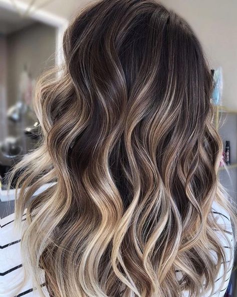 Balayage Medium, Hairstyles Balayage, Medium Haircut, Blonde Shades, Blonde Ombre Balayage, Medium To Long Hair, Rambut Brunette, Brunette Ombre, Balayage Hairstyles