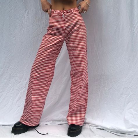 Gingham Pants, Tailored Clothes, Red Gingham, Red Design, High Rise Pants, Street Outfit, Italian Fabric, Fit Inspo, Pants Straight