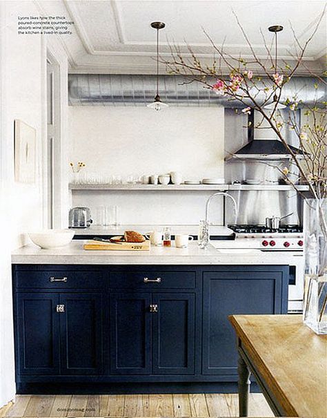 Melanie Acevado / Jenna Lyons / Domino {black and white kitchen} by recent settlers, via Flickr Cabinets Ideas, Dark Kitchen, Blue Cabinets, Industrial Kitchen, Modern Farmhouse Kitchens, Blue Kitchens, Apartment Kitchen, Cool Ideas, Counter Tops