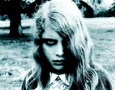 . Creepy Urban Legends, Types Of Zombies, George Romero, Night Of The Living Dead, The Living Dead, The Creeper, Zombie Movies, Film Horror, Best Horror Movies