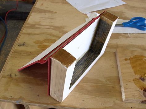 Diy Book Safe, Book Themed Crafts, Hollow Book, Butterfly Books, Christmas Basket, Home Security Tips, Book Page Crafts, Book Safe, Survival Camping