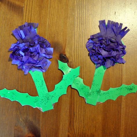 Simple thistles for St. Andrew's day craft. St Andrews Day Crafts For Kids, Burns Day Activities For Kids, St Andrews Day Activities Eyfs, Scottish Art Ideas For Kids, Scottish Art For Kids, St Andrews Day Activities For Kids, Scottish Crafts For Kids, Christmas Tree Decorations For Kids, Burns Night Crafts