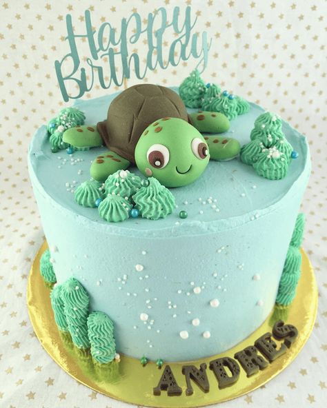 Turtle Cake Design, Turtle Cake Ideas, Turtle Themed Birthday Party, Turtle Birthday Theme, Sea Turtle Cake, Turtle Birthday Cake, Beach Themed Cakes, Turtle Theme, Animal Birthday Cakes