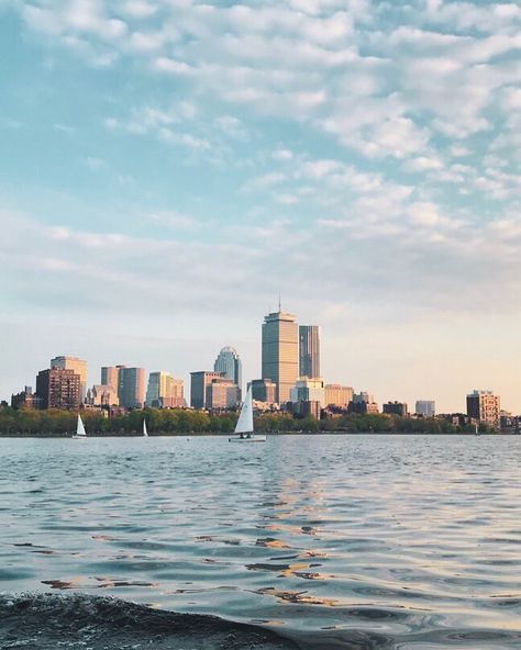 Carson Beach Boston, Charles River Boston, Boston Wallpaper, Boston Life, Boston Photography, Aesthetic Types, Boston Harbor, Post Grad, Charles River