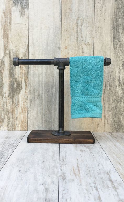 Industrial/Rustic/Handmade/Modern Double Towel by Lightrooom Diy Hand Towel Holder, Diy Towel Holder, Rustic Towel Bar, Towel Holder Diy, Towel Racks For Bathroom, Towel Holder Stand, Diy Towels, Industrial Bathroom, Hand Towel Holder