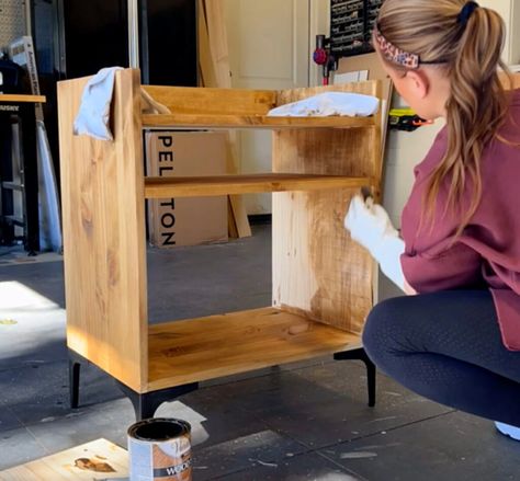 Record Storage Stand, Vinyl Cabinet Diy, Diy Stereo Stand, Record Player Table Diy, Diy Record Cabinet, Record Stand Diy, Diy Stereo Cabinet, Wooden Record Player Stand, Record Player Corner Ideas