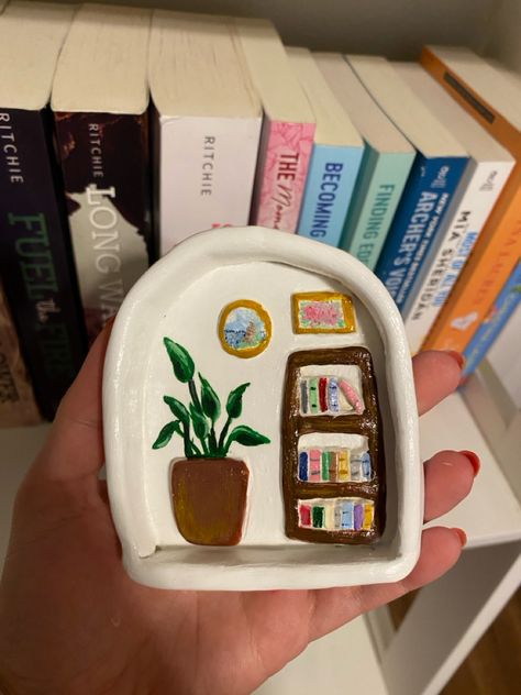 I made this with Crayola air dry clay, acrylic paint, and Mod Podge  #airdryclay #airdryclayprojects #bookish #clayart Air Dry Clay Trinket, Crayola Air Dry Clay, Air Dry Clay Projects, Clay Diy Projects, Play Clay, Clay Crafts Air Dry, Xmas Diy, Diy Pottery, Clay Sculpture