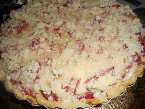 Rhubarb Cream Pie, Sour Cream Rhubarb Pie, Rhubarb Sour Cream Pie, Rhubarb Sour Cream Pie Recipe, Rhubarb Pie With Crumb Topping, Rhubarb Sour Cream Muffins, Strawberry Rhubarb Pie With Crumb Topping, Rhubarb Custard Pie With Crumb Topping, Rhubarb Custard Pies