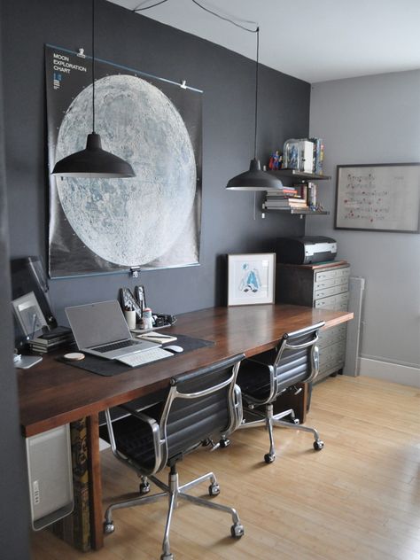 35+ Masculine Home Office Ideas & Inspirations | Man of Many Small Home Office Ideas For Men, Masculine Home Office Ideas, Masculine Interior Design, Masculine Home Office, Masculine Room, Masculine Interior, Small Home Office, Design Industrial, Diy Desk