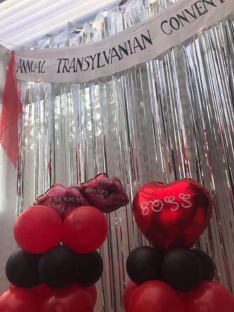 #rockyhorror #decor #theme #party #balloons Rocky Horror Bachelorette Party, Rocky Horror Dinner Party, Rocky Horror Halloween Party, Rocky Horror Picture Show Decorations, Rocky Horror Party Decorations, Rocky Horror Picture Show Party Decorations, Rocky Horror Themed Party, Rocky Horror Party Ideas, Rocky Horror Picture Show Party Ideas