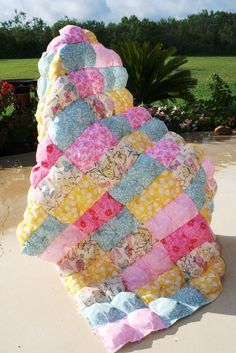 Biscuit Quilt Tutorial, Diy Puffs, Biscuit Quilt, Puff Quilt Tutorial, Puffy Quilt, Hantverk Diy, Bubble Quilt, Puff Quilt, Quilt Tutorial