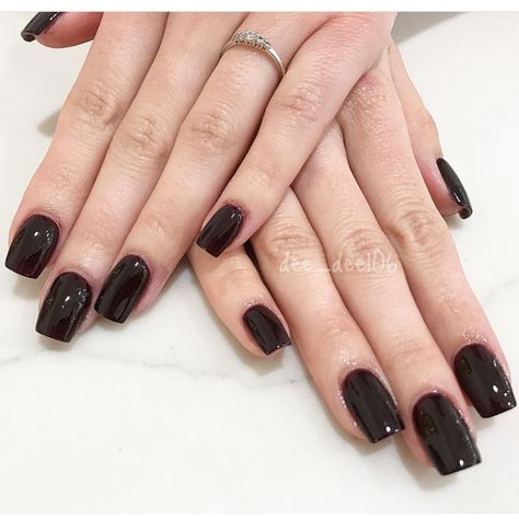 Dip Nails Black, Fall Nails Dip Powder, Nude Dip Powder Nails, Dip Nail Colors, Makeup Hacks Beauty Secrets, July Nails, Dip Powder Nails, Beauty Makeup Tips, Dipped Nails