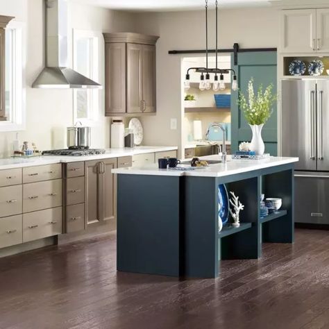 Three Tone Kitchen, Two Tone Kitchen Cabinets Color Combinations, Lowes Kitchen Cabinets, Color Cabinets, Online Kitchen Design, Ikea Kitchen Planner, Kitchen Cabinets Color Combination, Kitchen Design Centre, Kitchen Cabinets Ideas