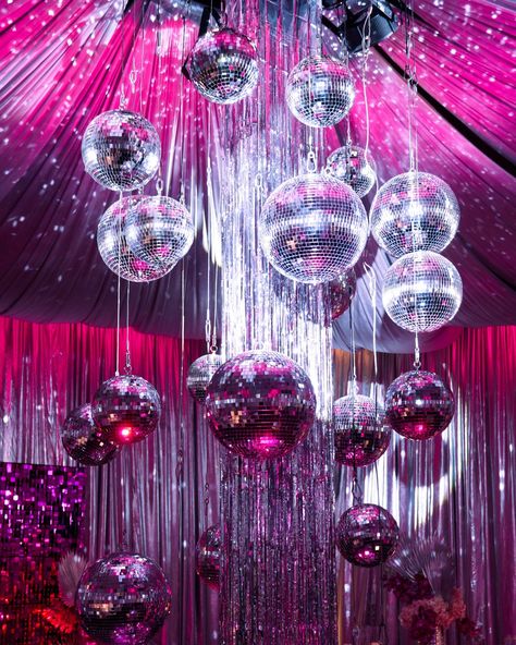 Silver or Pink? 🪩 The impact your lighting can have on the overall look and feel of you event space can't be underestimated! By altering the colour and intensity of your lighting, you can instantly change the ambiance #melbourneevents #lighting #eventlighting #partylighting #disco #discoballs #melbourneevents Disco Theme Party, Disco Decorations, Music Themed Parties, Disco Night, Disco Theme, Henna Party, Silver Party, Event Lighting, Disco Balls