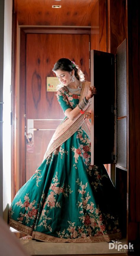 Wedding Lookbook, Floral Lehenga, Lehenga Gown, Lehnga Dress, Half Saree Designs, Patiala Salwar, Ghagra Choli, Indian Gowns, Indian Bridal Outfits