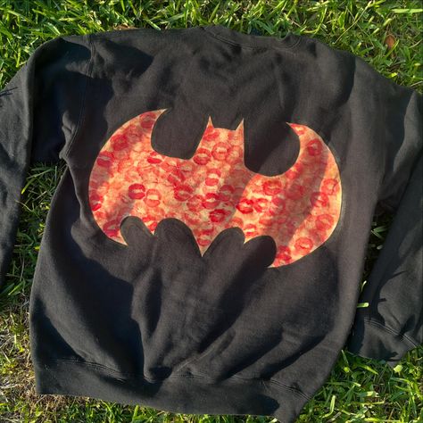 Bleached sweater I made about a month ago for my sweet boyfriend 🦇❤️ love how this turned out so much and he did too :) I do customs so dm me if you’re interested!! - - - #bleachedshirt #bleachart #batman #lego #legobatman #dccomics #kisses #custommade #painter #womanownedbusiness #artistreel #mixedmediaartist #creative #artist #paintingreel #supportsmall #hispanicartist #paintingwip #originalart #originalpainting #smallbusiness Kiss Sweaters For Bf, Batman Gifts For Boyfriend, Crochet For Boyfriend, Painted Hoodies, Bleached Sweater, Batman Sweatshirt, Batman Diy, Batman Hoodie, Nightmare Before Christmas Drawings