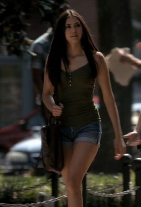 Elana Vampire Diaries Outfit, Elena Outfits Tvd, Elena Gilbert Fall Outfits, Elena Gilbert Pajamas, Elena Gilbert Outfits Summer, Elena Gilbert Summer Outfits, Elena Gilbert Outfit, Elena Gilbert Aesthetic, Elena Gilbert Outfits