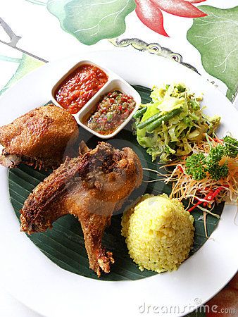 Balinese crispy fried duck Dinner Asian, Fried Duck, Duck Photo, Vietnamese Recipes, Balinese, Tater Tot, Bali, Indonesia, Stock Photos