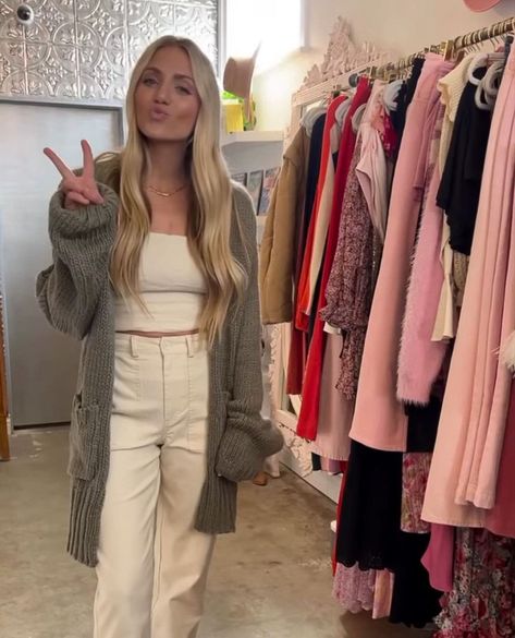 Face Claims Mom, Family Face Claims, Savannah Labrant, Savannah Rose, Cole And Savannah, Influencers Fashion, Family Parties, Face Claims, Family Life