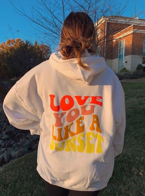 Bubble Letter Hoodie, Sunset Hoodie, Y2k Fits, Preteen Fashion, Hoodies Aesthetic, Letter Ideas, Letter Hoodie, Outfit Short, Bubble Letter