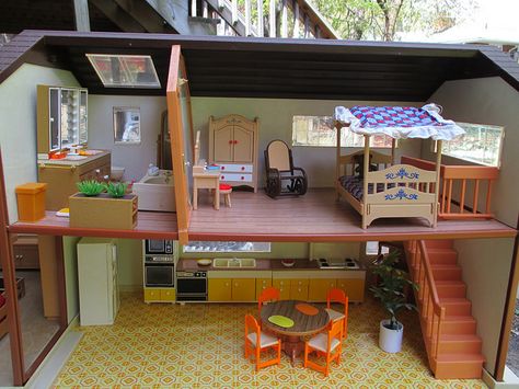 1980 Tomy Smaller Homes Dollhouse | Flickr - Photo Sharing! 80s Dollhouse, Smaller Homes, Support Beam, Doll Things, Fun Memories, Dollhouse Projects, Dollhouse Ideas, Barbie Doll House, Dolls Houses