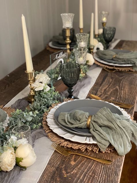 Green And Beige Table Setting, Sage Green And Cream, Sage And Cream Wedding Table Settings, Sage Green Tablescape, Olive Green Gold And White Table Setting, Green White Brown Wedding Table Settings, Ivory Green And Gold Wedding Table Settings, Sage And Cream Wedding, Cream Wedding Colors