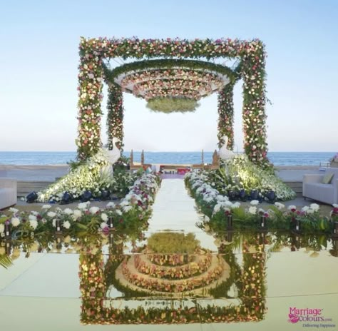 Marriage Hall Decoration, Vidhi Mandap, Home Flower Decor, Red Wedding Decorations, Flower Garland Wedding, Wedding Stage Decor, Wedding Reception Backdrop, Wedding Stage Design, Indian Wedding Video