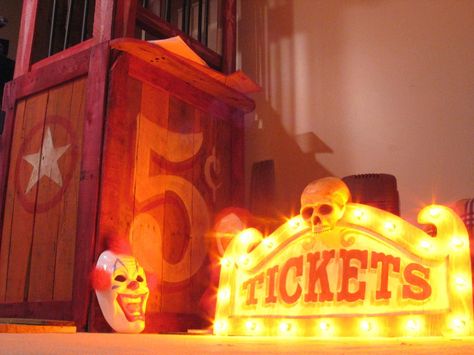 Haunted Carnival, Carnival Tickets, Creepy Carnival, Halloween Circus, Ticket Booth, Halloween House Party, Halloween 2014, Carnival Themes, Theme Halloween