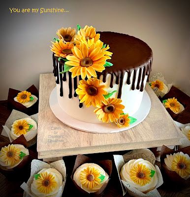 The Bake More: You Are My Sunshine - Sunflower Baby Shower Cake Sun Flower Cake Ideas, Birthday Cake With Sunflowers, Sunflower Cake Birthday Simple, Sunflower Cake Ideas Birthday, Sunflower Cake Birthday, Sunflower Baby Shower Cake, Sunflower Theme Cake, Sunflower Cake Design, Yellow Flower Cake