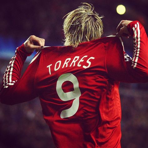 Torres Liverpool, Fernando Torres Wallpapers, Premier League Players, Liverpool Fernando Torres, Premier League Poster, Football Icon, Liverpool Football Club, Liverpool Football, Great Team